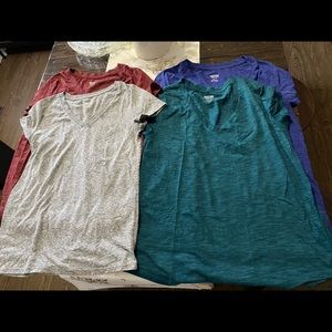 Missimo V Necks